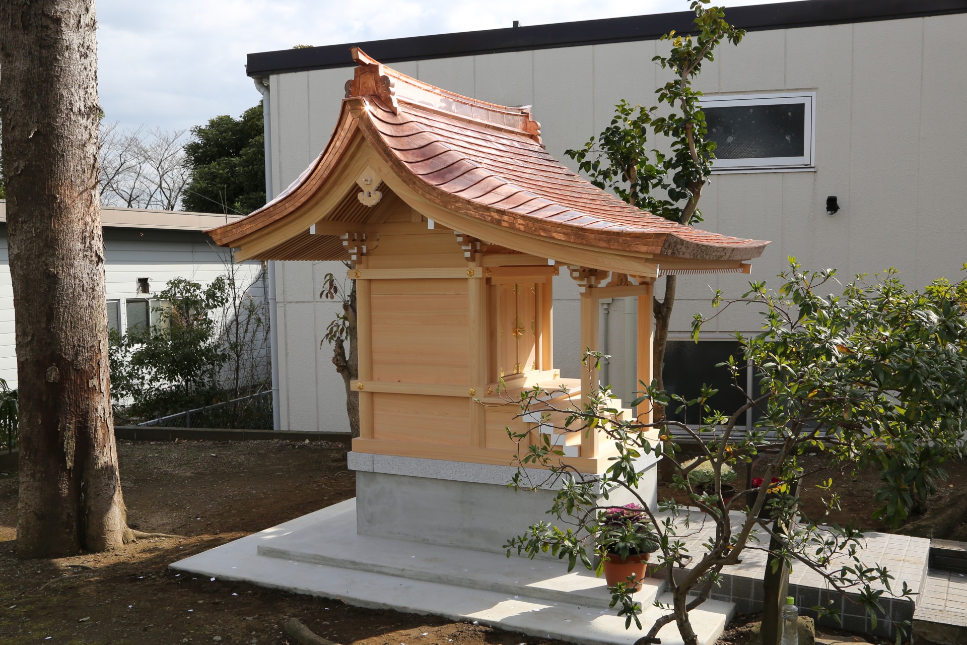 旭稲荷神社新築