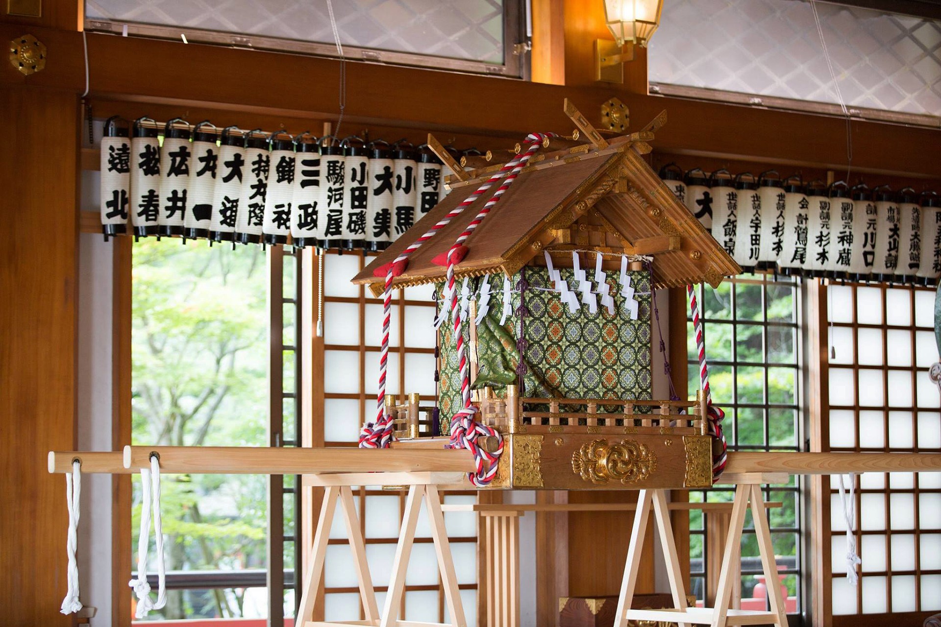 大山阿夫利神社神輿修理